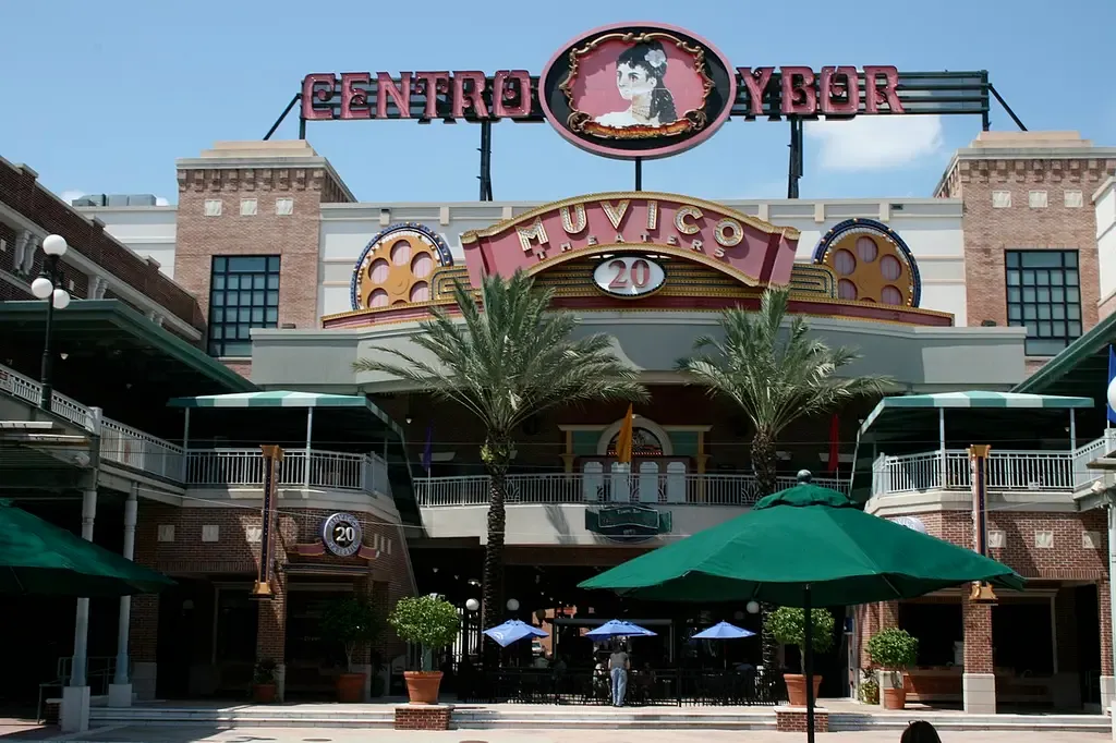 AMC Classic Centro Ybor 10