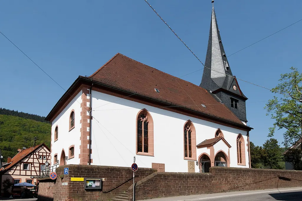 Kirche St. Ulrich der evangelischen Markusgemeinde in Neckargemünd (Baden).
