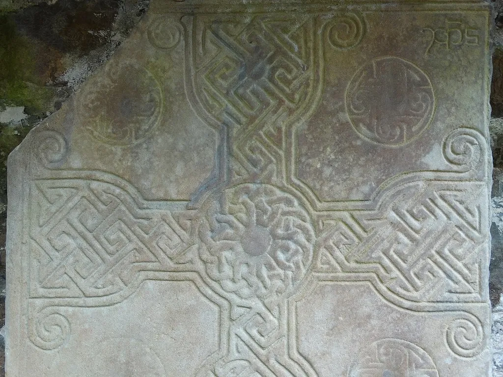 Cross-Slab von Tullylease