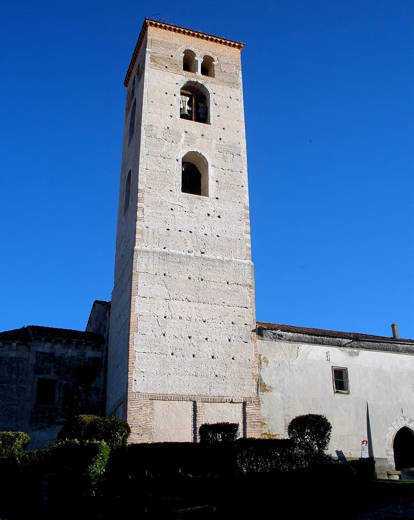 Iglesia de Santa María de la Cuesta, en Cuéllar (provincia de Segovia, Castilla y León, España).