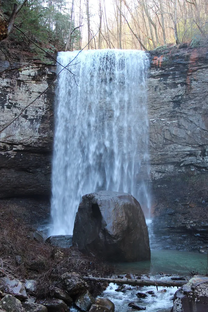 Hemlock Falls (formerly known as Cloudland Canyon Falls 2) in Cloudland Canyon State Park, Georgia