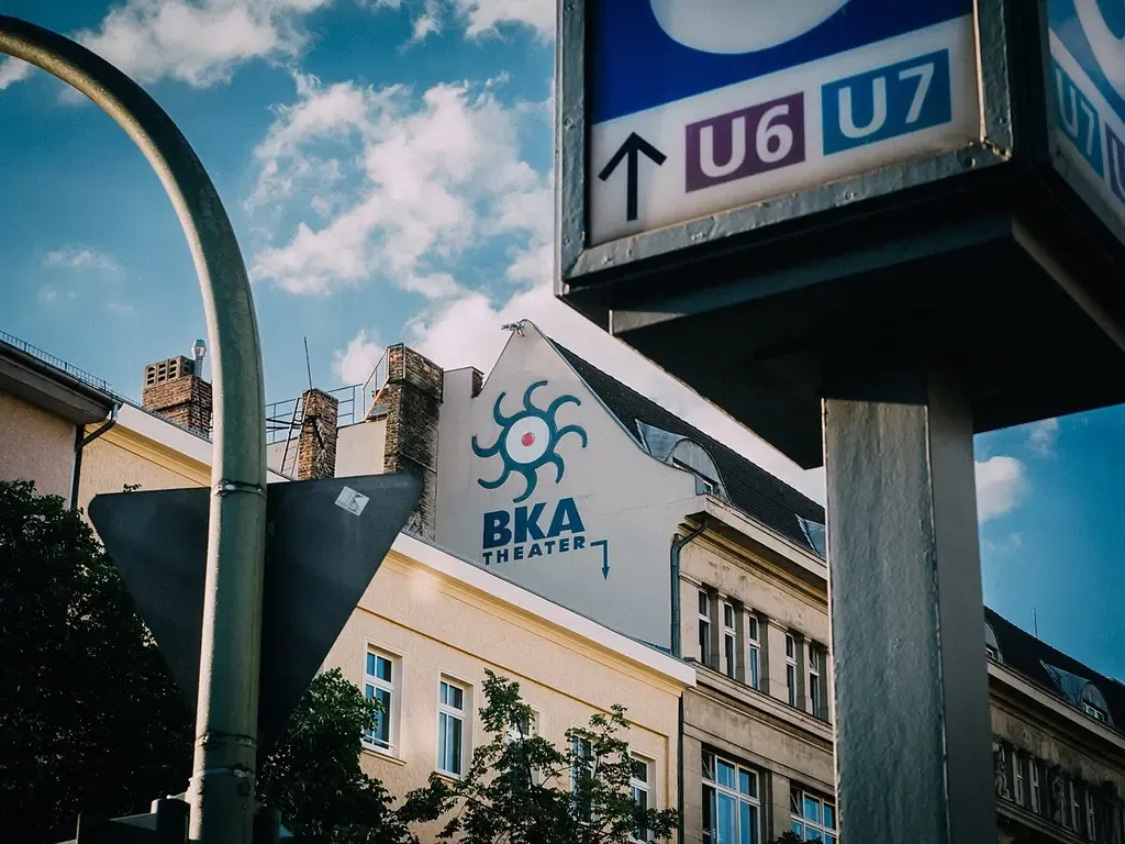 Berliner Kabarett Anstalt