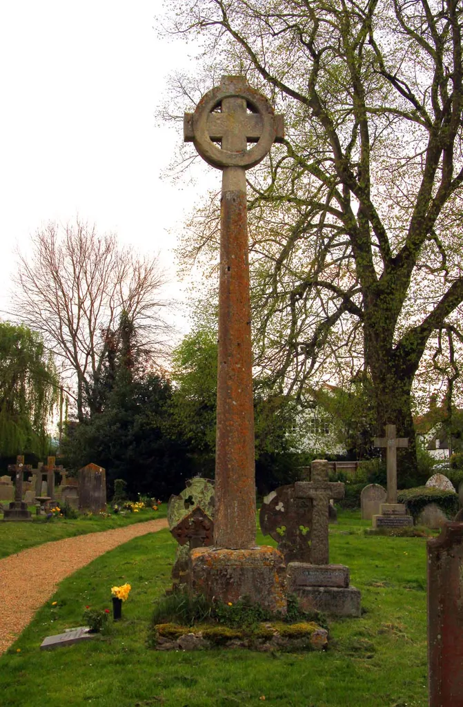 The cross in St Laurence churchyard