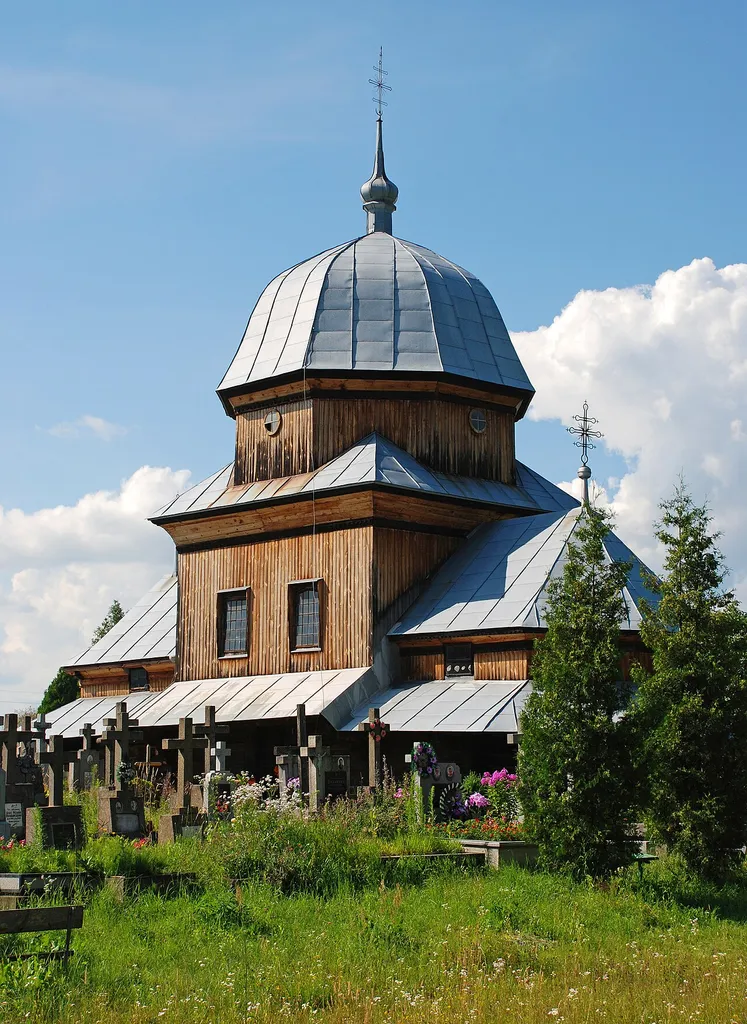 Церква Різдва Пресвятої Богородиці (дер.), Жовква, вул.І.Франка, 9 (Винники)