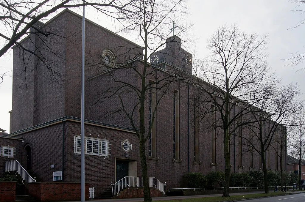 A look to the north front of the Heiliggeistkirche (church of the holy spirit) in Münster, Northrhine-Westphalia, Germany. Architect is Walter Kremer.