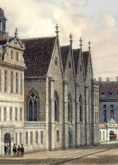 Das an den Biedermeier-Stil angelehnte vielfarbige Aquarell des Malers und Lithografen Wilhelm Kretschmer zeigt das hannoversche Stadtschloss beziehungsweise das Leineschloss in der Leinstraße mit seiner im 17. Jahrhundert entstandenen Fassade, vor dem durch den königlich hannoverschen Hofbaumeister und Architekten Georg Ludwig Friedrich Laves 1815 begonnenen Umbau der Anlage. Ganz links ist das Schlosstheater zu sehen, gefolgt von dem Schloss und der Schlosskirche sowie der Dömenkammer. Das Blatt in den Maßen 20,5 x 26,6 cm ist Teil eines kostbaren "Erinnerungsalbums" der letzten hannoverschen Königen Marie (1818-1907), wurde von ihr eigenhändig beschriftet und "zählt zu den wertvollsten Beständen" des Historischen Museums Hannover. Es wurde im Zuge der vom Verein Freunde des Historischen Museums Hannover e.V mit einer durch Dritte zu zahlenden Spende verbundenen Objektpatenschaft unter dem Titel "Ein Stück Hannover" online gestellt.