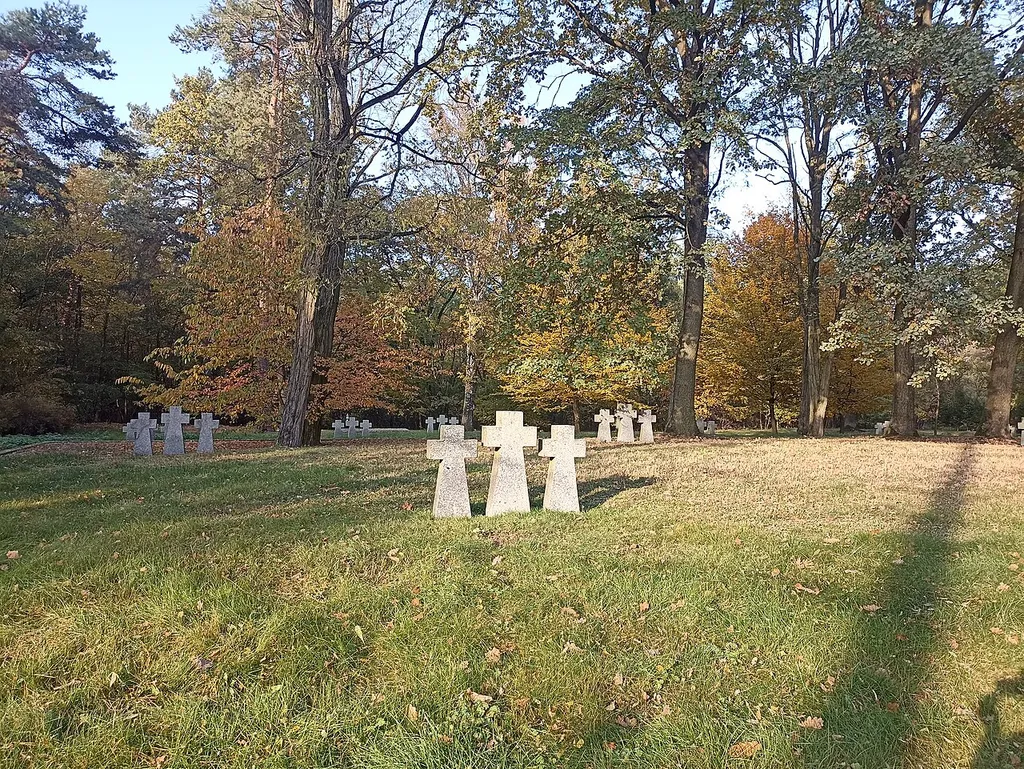 Poznan-Milostowo German War Cemetery