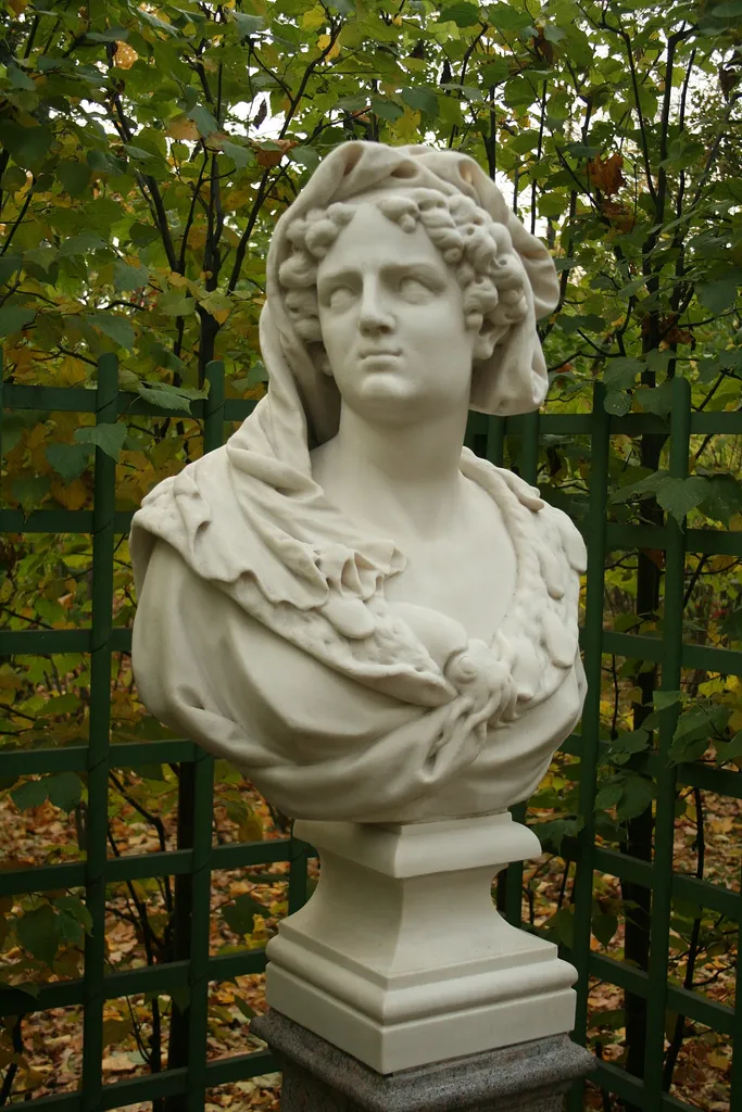 Allegory of Shortness of Life (bust in Summer Garden)