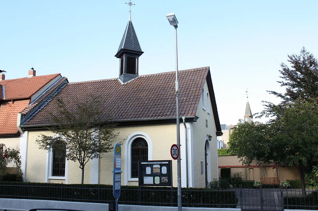 Evangelische Kirche in Laubenheim, Oppenheimer Straße 6