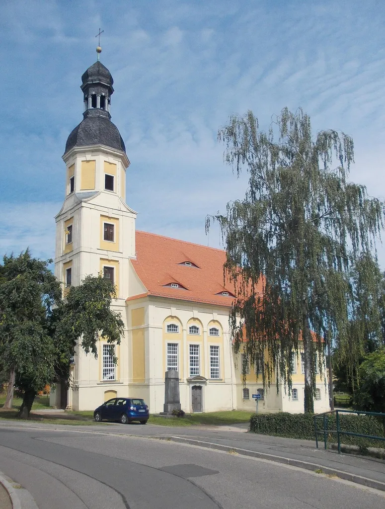 The church in Hof (Naundorf, Nordsachsen district, Saxony)