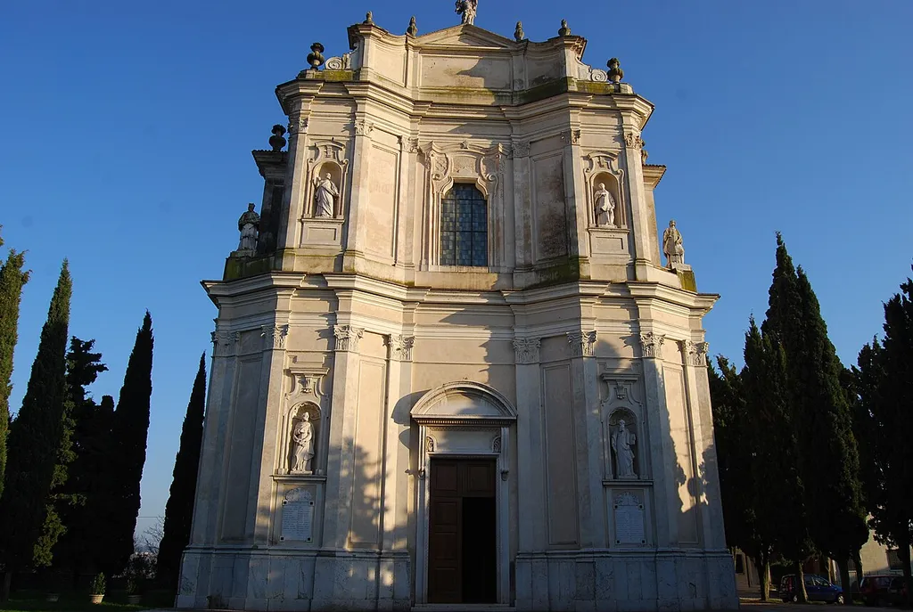 Monzambano, chiesa di San Michele.