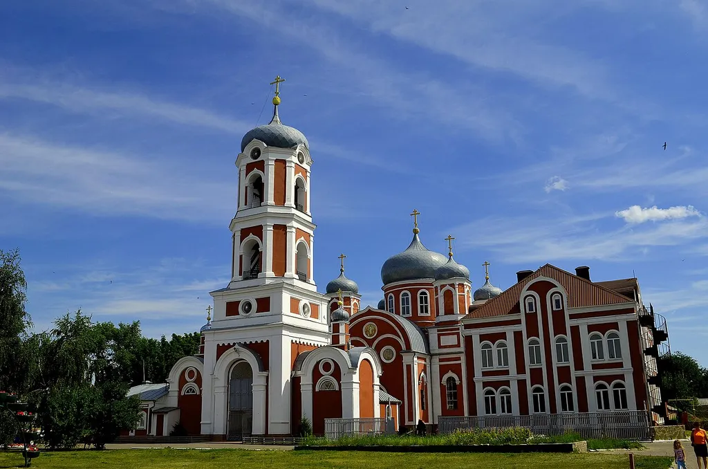 Novokhopyorsk (Voronezhskaya oblast). Resurrection Cathedral
