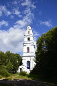 Holy Trinity church (Erlex)