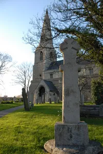 Stanground churchyard cross