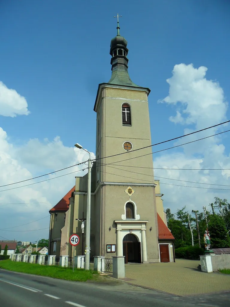 Kościół Świętych Wita, Modesta i Krescencji w Pietrowicach Wielkich