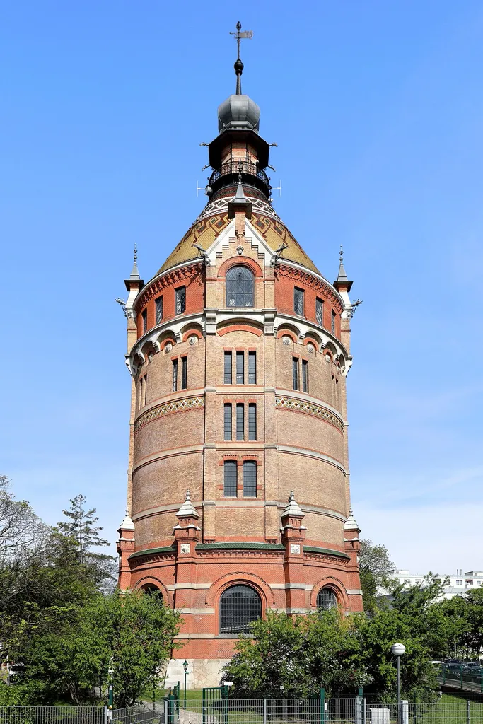 Der Wasserturm im 10. Wiener Gemeindebezirk Favoriten.Er wurde von Franz Borkowitz und Johann Scheiringer entworfen und vom Stadtbaumeister Alois Schumacher 1898/99 errichtet. Der Wasserturm auf der Kuppe des Wienerberges hat eine Gesamthöhe von 67 Metern (inklusive Wetterstange) und konnte rund 1.000 Kubikmeter Wasser speichern. Damit wurden die hoch gelegenen Gebiete des 10. und 12. Bezirks mit Trinkwasser versorgt. Nach Fertigstellung der II. Wiener Hochquellenleitung 1910 war der Turm nur mehr fallweise in Betrieb und wurde ab 1956 nicht mehr für die Wasserversorgung genutzt.