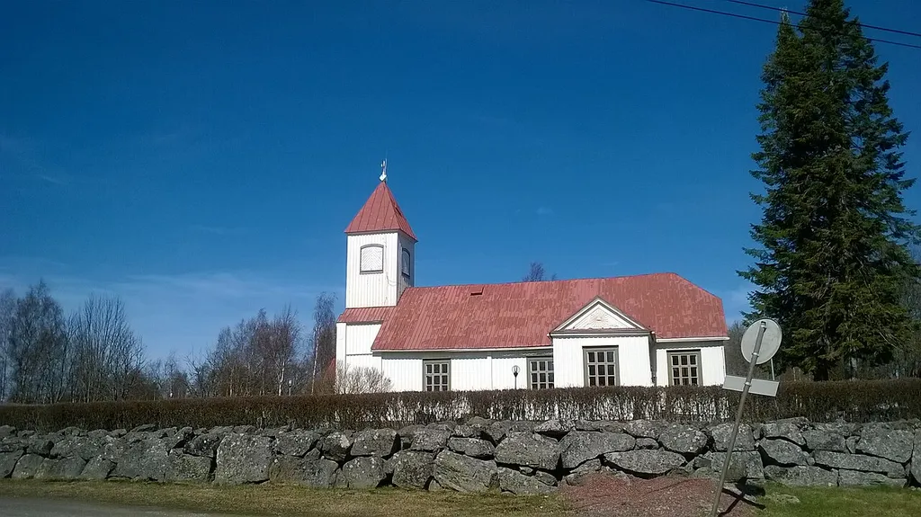 This is a photo of a monument in Finland identified by the ID 'Bergön harbours and archipelago village' (Q30510203) - RKY: 4579