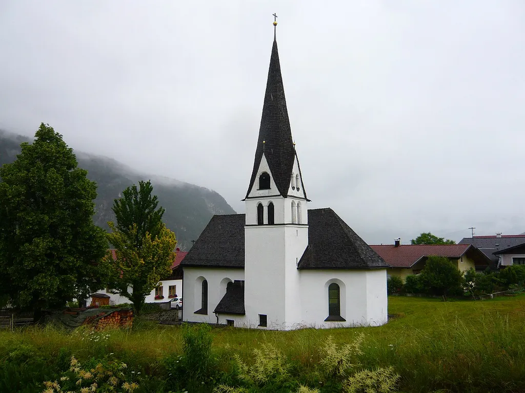 This media shows the remarkable cultural object in the Austrian state of Tyrol listed by the Tyrolean Art Cadastre with the ID 19839. (on tirisMaps, pdf, Fotoarchiv Tiroler Kunstkataster, more images on Commons, Wikidata)