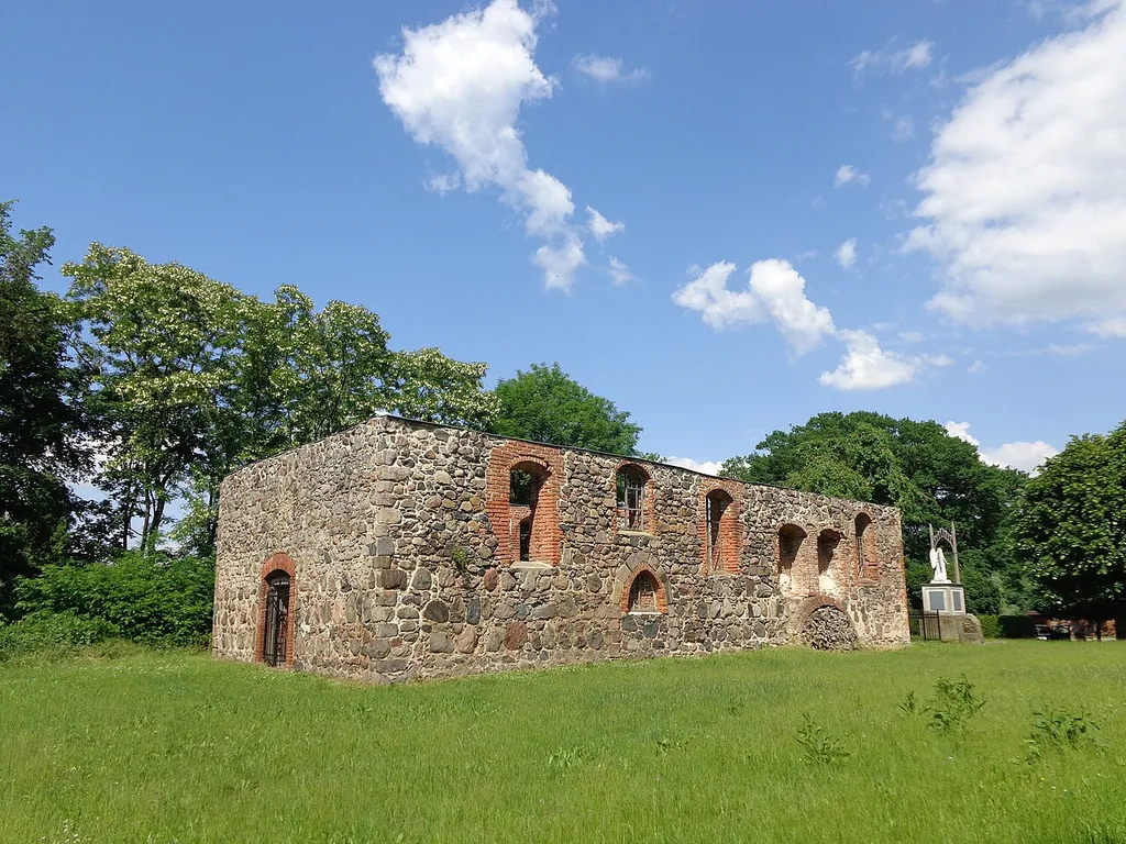 Kirchenruine Ganzer, Blick von Südwesten, Ganzer, Ortsteil der Gemeinde Wusterhausen/Dosse, Lkr. Ostprignitz-Ruppin, Brandenburg