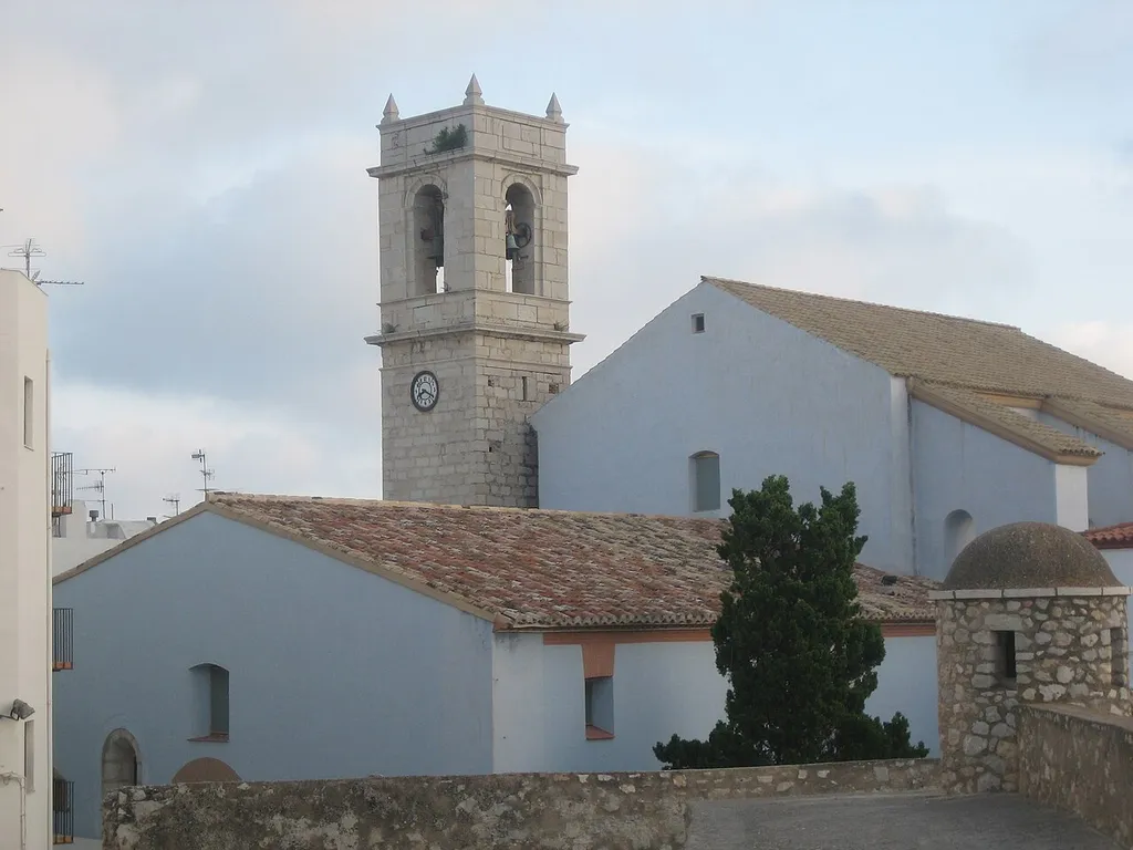 Vista de l'església de Santa Maria de Peníscola (Baix Maestrat)