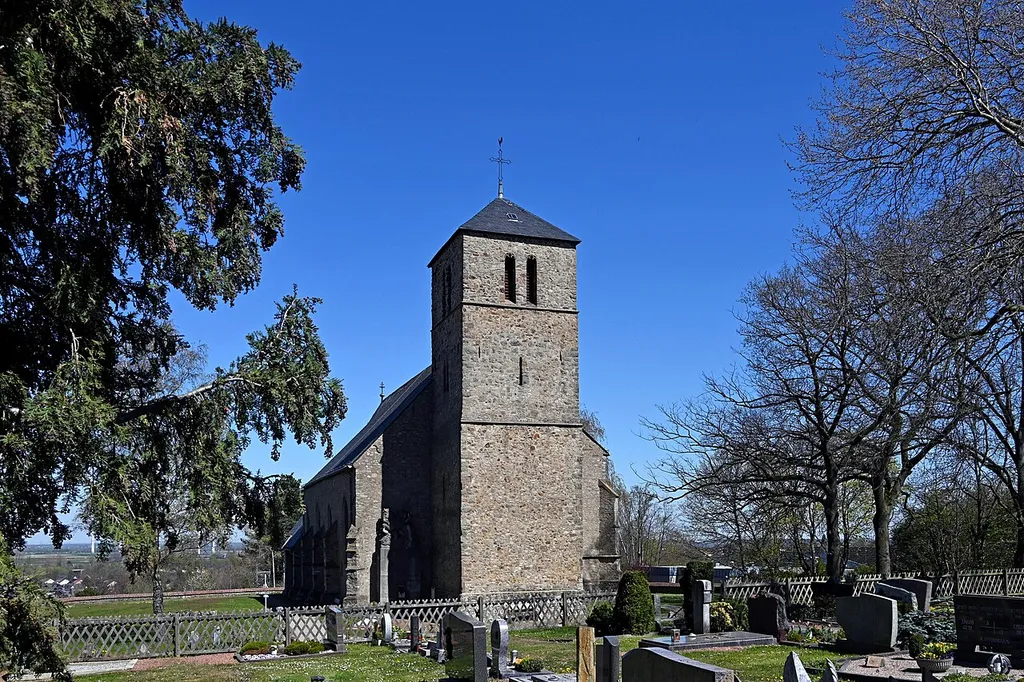 Alte Kirche auf dem Rymelsberg (Langerwehe) von Westen
