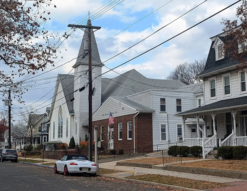 Photo of the Dobbins Memorial United Methodist Church in Delanco, New Jersey. Photo taken from County Route 543 (Burlington Avenue) at Union Avenue looking north.