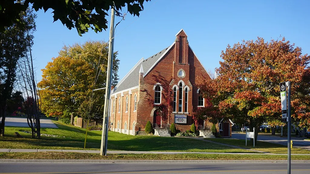 Stouffville Memorial Christian Church (church building in Whitchurch-Stouffville, Ontario, Canada)