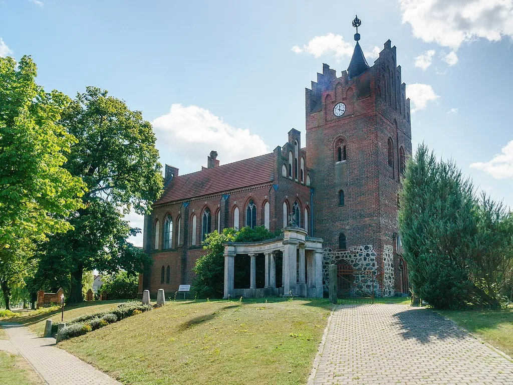 Dorfkirche, Nauener Straße in Fehrbellin OT Linum