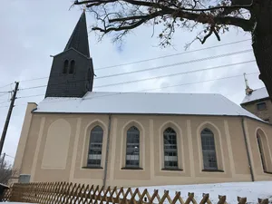 Kirche Plohner Hauptstraße
