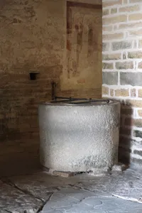 Baptismal font of Saint-Pierre (Brancion)