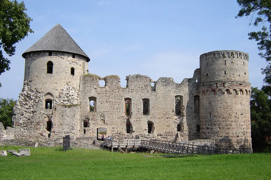 Cesis, Ruine der Ordensburg