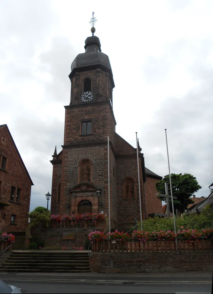 Katholische Pfarrkirche St. Maria Magdalena in Klingenberg am Main (Ortsteil Trennfurt), Trennfurter Straße 74, Akten Nr. D-6-76-134-78