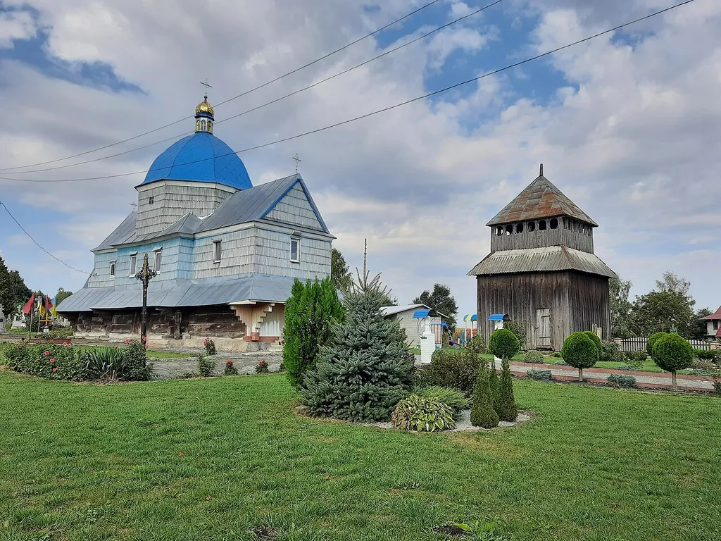Церква Покрови Пресвятої Богородиці, Славна,