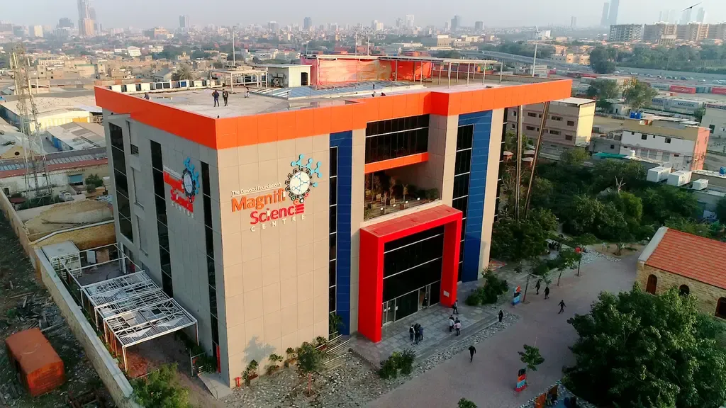 MagnifiScience Centre