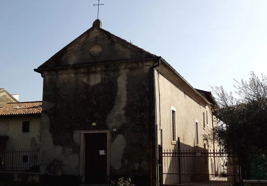 Chiesa di San Peretto (ex Santa Apollonia) a Bure di San Pietro in Cariano.