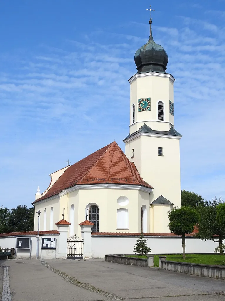 Kirche in Friedberg, Bad Saulgau, von Osten