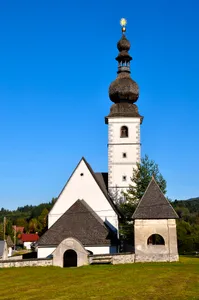 Kath. Filialkirche hl. Job und Friedhof