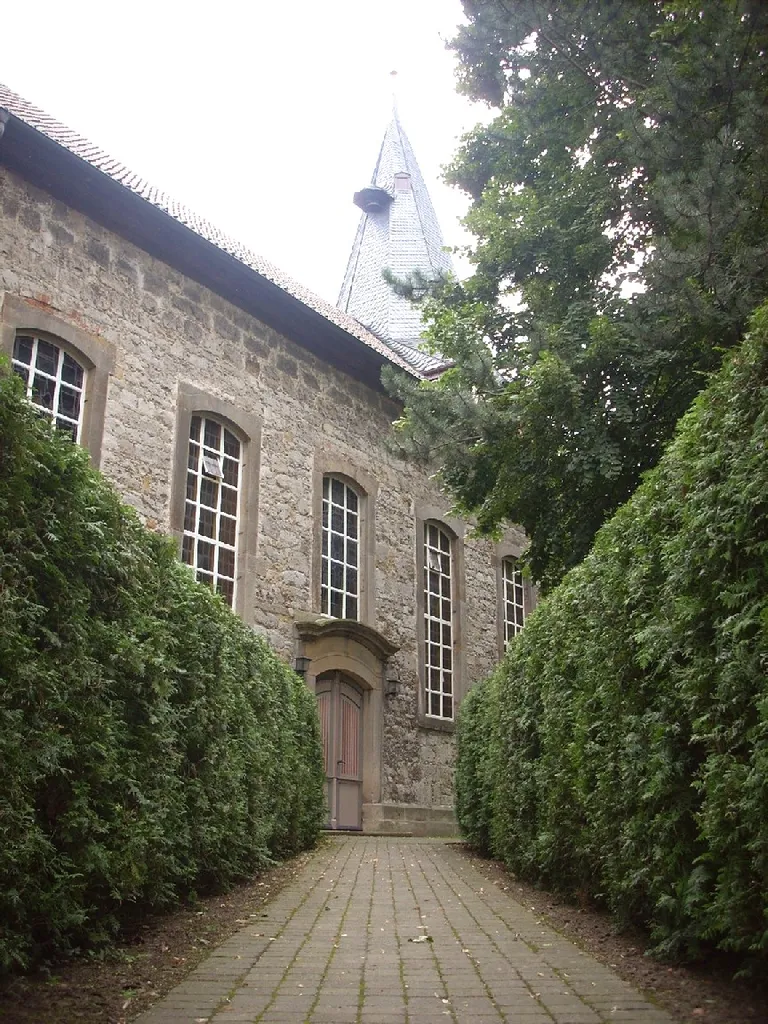 Ev. Kirche Clauen