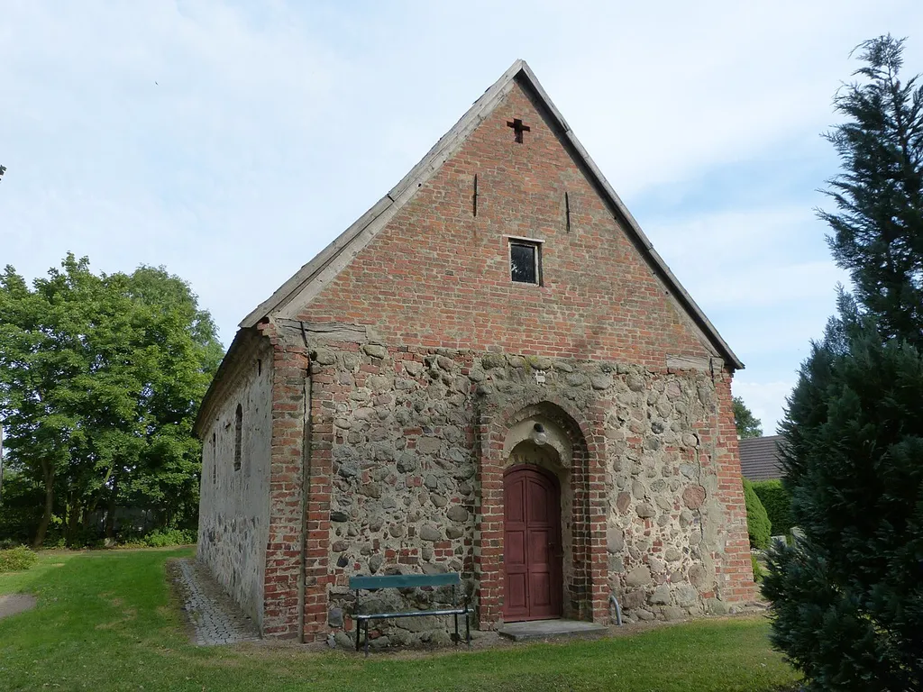 Kirche in Gnevezow