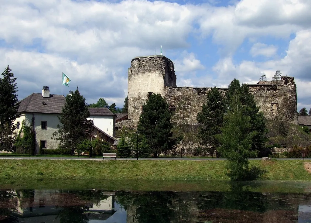 This media shows the protected monument with the number 505-318/2 CHMSK/505-318/2,CHMSK/505-318(other) in the Slovak Republic.