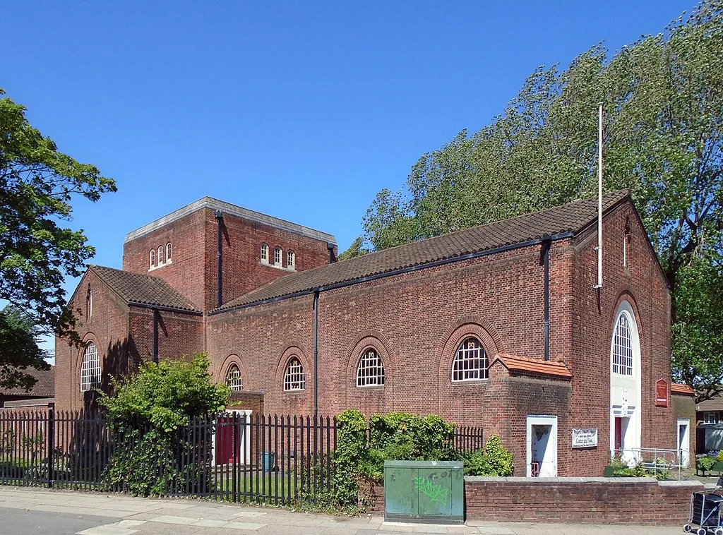Left side on Broad Lane