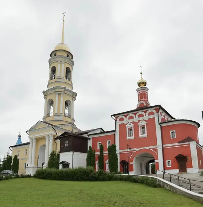 Белёвский Спасо-Преображенский Крестовоздвиженский монастырь.