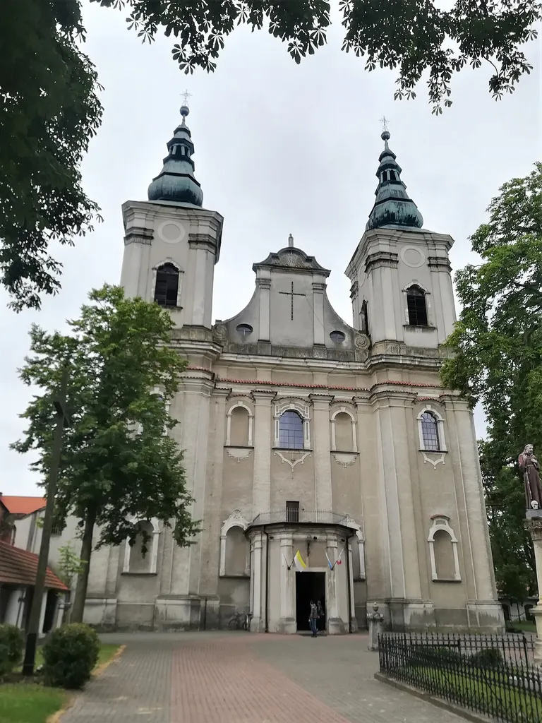 Kościół Przemienienia pańskiego w Paradyżu.