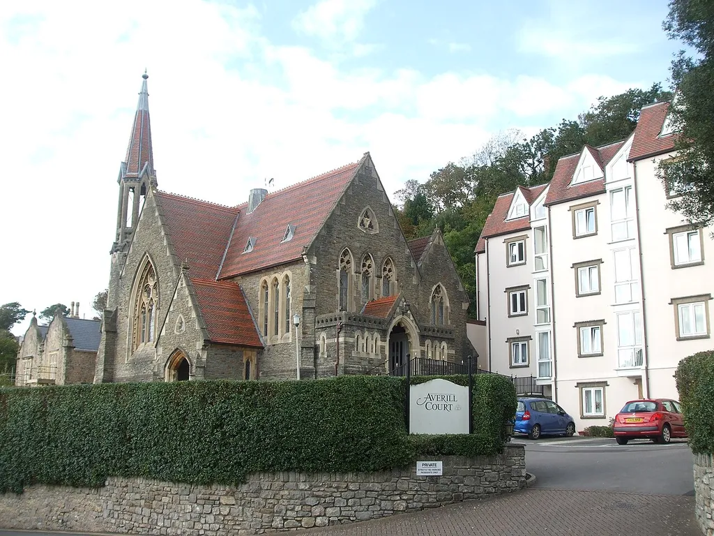 The former Congregational Chapel on Hill Road