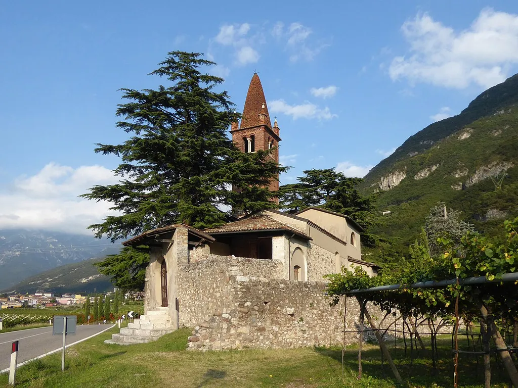 Ala (Trentino, Italy), San Pietro in Bosco church