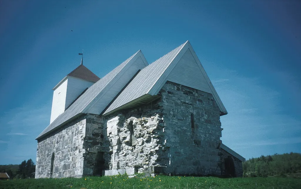 Nærøy kirke. Foto: Synnøve Haugen/Riksantikvaren.