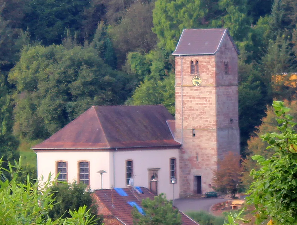 Die evangelische Kirche in Fechingen, Stadt Saarbrücken, Saarland