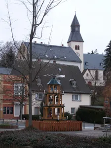 Kirche Taura