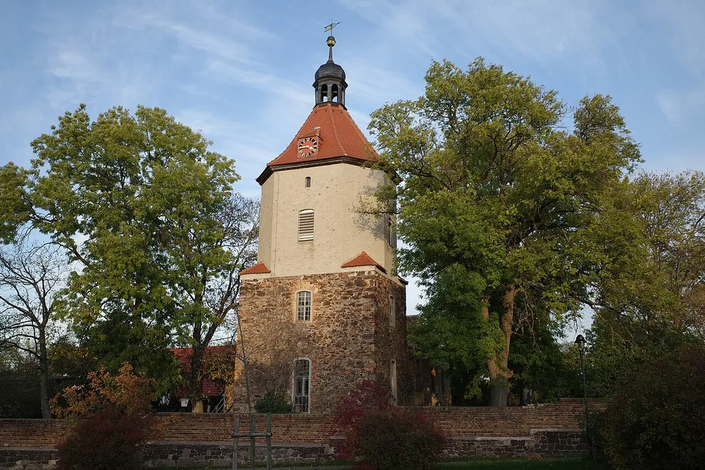 Landsberg (Saalekreis), Kirche im Ortsteil Dammendorf.