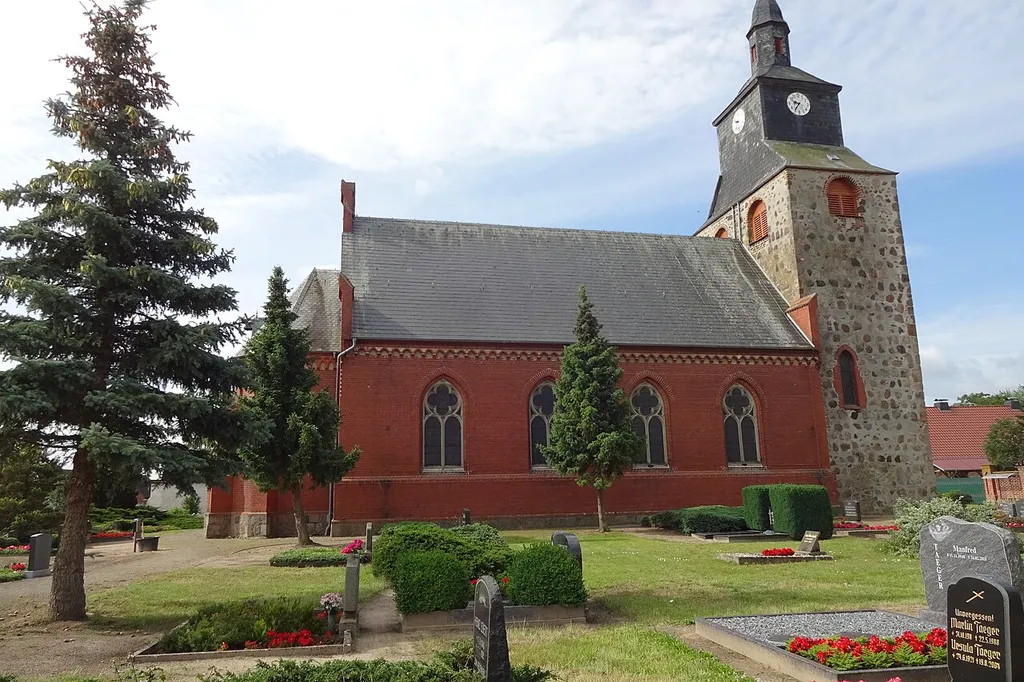Mechau ist eine Ortschaft und ein Ortsteil der Stadt Arendsee (Altmark) im Altmarkkreis Salzwedel in Sachsen-Anhalt